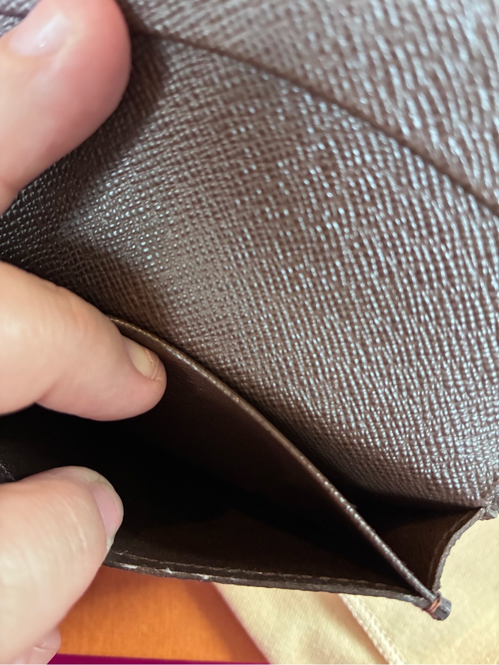 Louis Vuitton Damier Card Holder - Picture 6 of 13